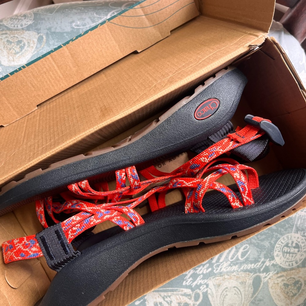 NWT Chaco Red and Black Sandals